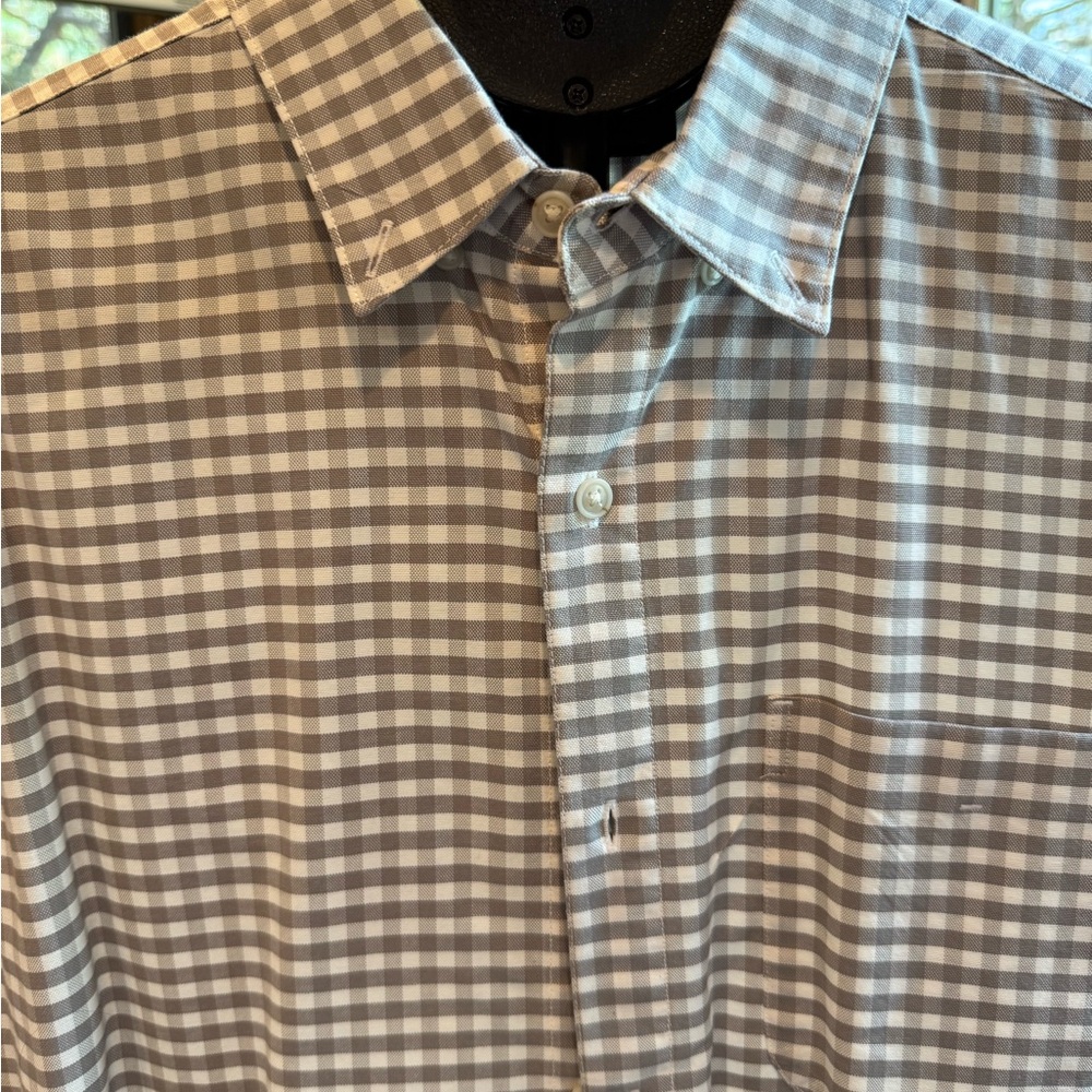 Banana Republic stretch Grey and White Gingham Dress Shirt
